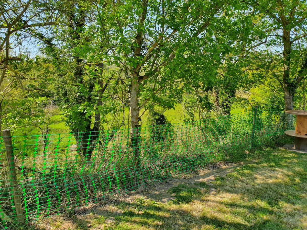Camping Du Puy Rond Bressuire Exterior foto