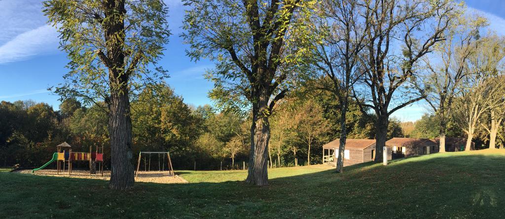 Camping Du Puy Rond Bressuire Habitación foto